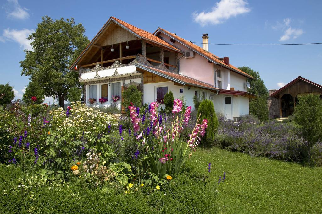 Lavanda Farm Apartmani Rakovica Habitación foto