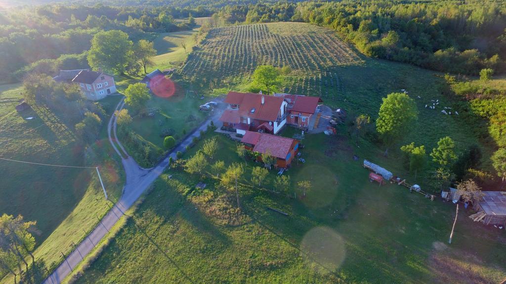 Lavanda Farm Apartmani Rakovica Exterior foto